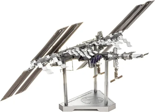 Vista 4 de Metal Earth Fascinations Premium Series Estación Espacial Internacional 3D Kit de modelo de metal con pinzas