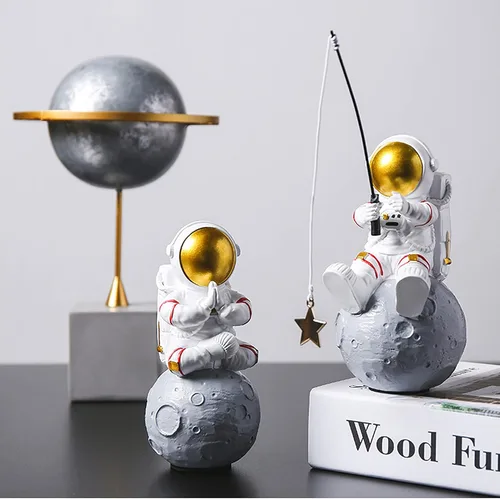 Vista 2 de Astronaut Figurine Statue, Astronaut Fishing Star Figure Sculpture for Desktop & Tabletop Decor, Resin Spaceman Planet Desk Ornament for Outer Space
