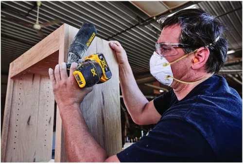 Vista 11 de DEWALT Lijadora orbital inalámbrica 20V MAX, herramienta de lijado de 5 pulgadas, 2.0Ah, 8,000-12,000 OPM, dial de velocidad variable, bolsa