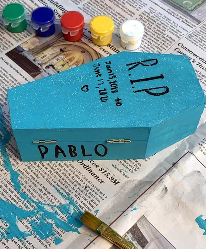 Vista 3 de Creative Hobbies Ataúdes fúnebres pequeños de madera sin terminar de 6 pulgadas, tamaño de 6 x 3 x 1.75 pulgadas, rellenables para fiestas