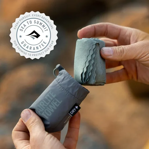 Vista 9 de Sea to Summit AirLite - Toalla ultraligera para acampar y viajar, pequeña, Beluga