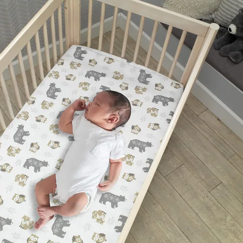 Vista 5 de Lambs & Ivy Woodland Forest Animal Nursery Juego de cama de cuna de 5 piezas - Gris