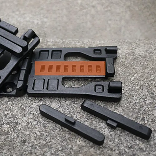 Vista 3 de Paquete de 1 clips tácticos para cinturón universales utilitarios EDC para cinturón al aire libre, lazos para camping, cuchillo de bloqueo