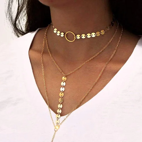 Vista 3 de Suyi - Collar estilo gargantilla en capas para mujeres y niñas, de lentejuelas, con cadena fina y larga con dije