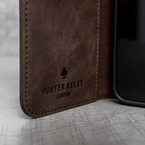 Vista 9 de Porter Riley - Funda de cuero para iPhone XR. Funda de piel auténtica premium con ranuras para tarjetas, soporte horizontal, marco duradero
