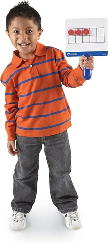 Vista 4 de Learning Resources Tableros de respuesta magnéticos de diez marcos, juego de 4 con 100 contadores/discos coloridos, a partir de 5 años Grades K+