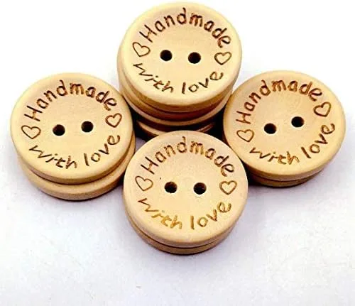 DNHCLL Alfabeto grabado láser de dos agujeros de 0.591 in hecho a mano con amor botones redondos de madera accesorios de costura botones decorativos