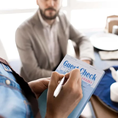 Vista 4 de ESSENTIAL Libros de Cuentas de Huéspedes 3.5" x 6.7", 250 Duplicados Blocs de Notas para Meseros y Libros de Pedidos de Camareros con Papel Carbón