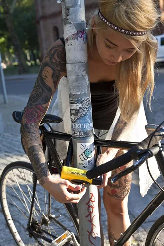 Vista 5 de Kryptonite Cadena New York Fahgettaboudit 1415 y candado New York Disc