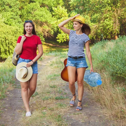Vista 2 de Didiseaon Botella de agua de 5 litros con tapa de rosca, botella de agua mineral portátil para deportes al aire libre, viajes, camping, jarra