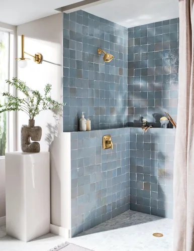 Vista 3 de Moen Voss Brushed Gold Posi-Temp Posi-Temp Pressure Balancing Shower Trim Featuring Showerhead and Shower Lever Handle, Valve Required, T2692BG