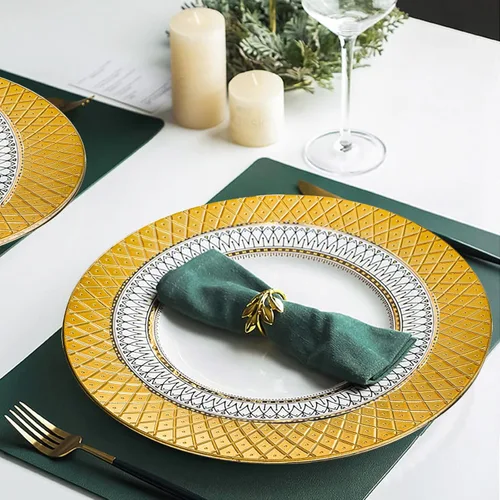 Vista 4 de Frcctre Paquete de 12 platos de carga redondos, platos decorativos de plástico dorado de 13 pulgadas, platos de cena reutilizables y elegantes
