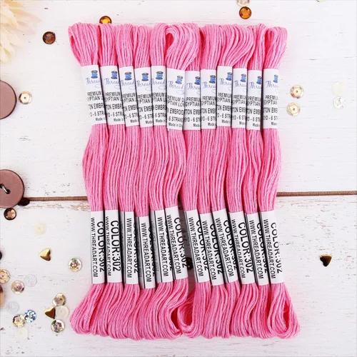 Vista 16 de 12 madejas ThreadArt Premium de hilo de bordar de algodón egipcio de fibra larga Gris antiguo 6 hilos divisibles de 8.75 yardas cada uno
