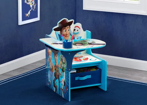 Vista 2 de Delta Children Escritorio con silla con compartimento de almacenamiento, Disney/Pixar Toy Story 4 y escritorio con silla con compartimento