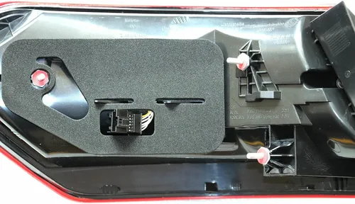 Vista 6 de BJTDLLX Conjunto de luz trasera para Mercedes Benz Clase E E550 E63 AMG Sedan 2010 2011 2012 2013, lámpara de freno de mano luz trasera