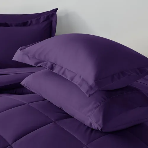 Vista 127 de CozyLux Juego de edredón de tamaño Queen, rojo burdeos, toda la ropa de cama en una sola bolsa, 7 piezas: edredón, fundas de almohada y de almohada