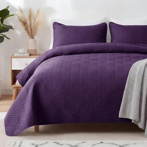 Vista 18 de Whale Flotilla Juego de ropa de cama extra suave, colcha amarilla ligera tamaño Queen con patrón moderno, colcha reversible de 3 piezas con 2 fundas