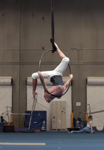 Vista 2 de #1 Sport Pro - Cinturón de calentamiento de algodón de lana que alivia el dolor de espalda, apoya la compresión lumbar y muscular, óptima para Negro