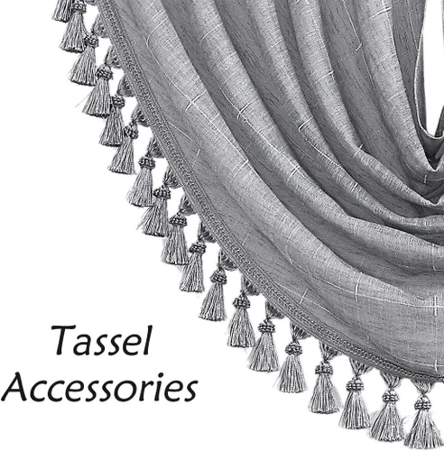 Vista 3 de Central Park Cortina de ventana con cenefa de cascada gris, textura de lino con bordado GEO blanco, bolsillo para barra de sala de estar