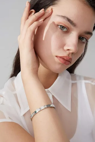 Vista 6 de PDWZNBA - Pulseras de amistad y amor chapadas en oro de 18 quilates con circonitas cúbicas, brazalete de acero inoxidable de moda