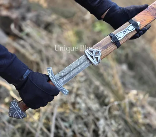 Vista 5 de Espada vikinga, 101.6 cm, acero damasquino 1095 de filo completo, vaina de madera, ranuras de sangre, colección de campo de batalla