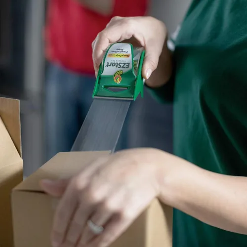 Vista 2 de Duck EZ Start - Cinta de embalaje transparente con dispensadores, paquete de 6 cintas de embalaje silenciosas y fáciles de iniciar para cajas