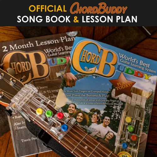 Vista 4 de ChordBuddy “hecho en EE.UU.” - Aprendizaje de guitarra con libro de canciones, plan de lecciones, aplicación y ChordBuddy para diestros