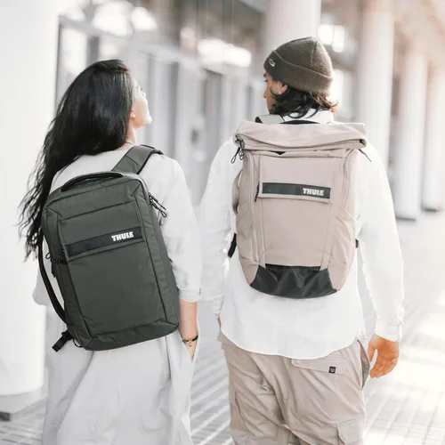 Vista 6 de Suree 3204491 Paramount Convertible Backpack, Capacity 3.6 gal (16 L), Can Store Laptops, Racing Green