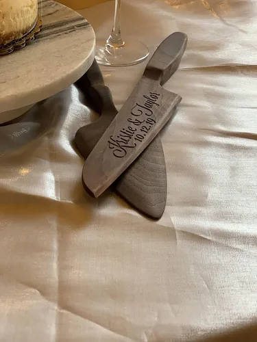 Personalized Cake Serving Set, Laser Engraved Cake Set,Wedding Gift,Anniversary Gift,Wooden Knife And Server,Rustic Cake Set,Wedding Cake Cutting