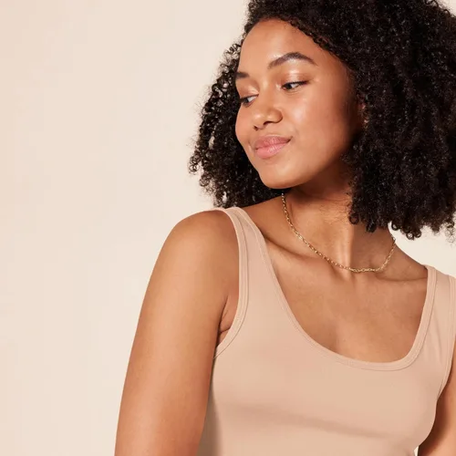 Vista 5 de Tienda Essentials Women's Slim-Fit Tank Top, Pack of 2, Beige