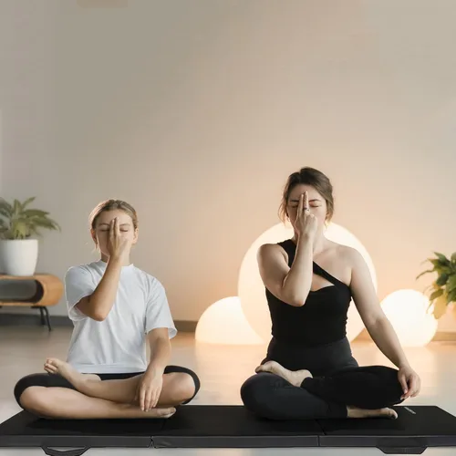 Vista 6 de BalanceFrom Colchoneta de Gimnasia Plegable de 3 Paneles de 6 x 2 Pies – Almohadilla de 2 Pulgadas de Grosor con Superficie de Vinilo y Asas