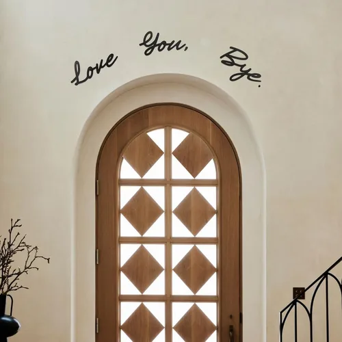 Vista 4 de ChicOasis Letreros de madera con texto en inglés "Love You Bye" para decoración de pared de 21.6 pulgadas, decoración moderna para el hogar