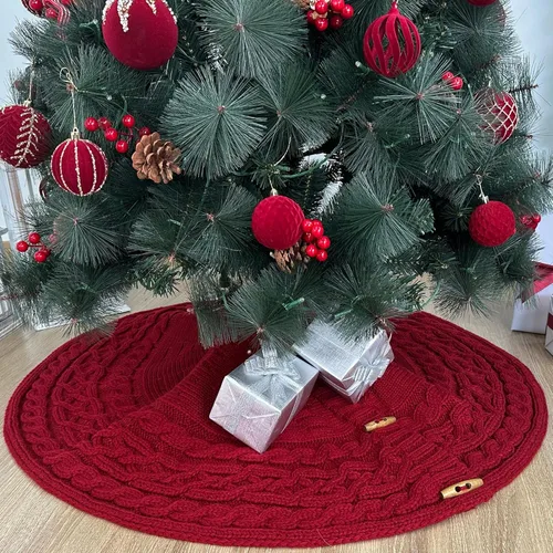 Vista 8 de 36-Inch Cable Sweater Knit Christmas Tree Skirt with Wooden Toggles, Burgundy