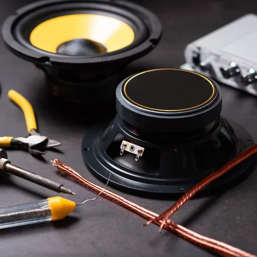 Vista 7 de Monster XP Cable de altavoz de aluminio revestido de cobre (CCA) Cable de calibre 14, carrete de 100 pies, ideal para cables de cine en casa y cable