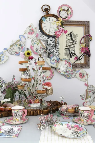 Vista 8 de Talking Tables Truly Alice - Platos desechables, 12 unidades, 7.3 pulgadas para fiesta de té o cumpleaños, color rosa