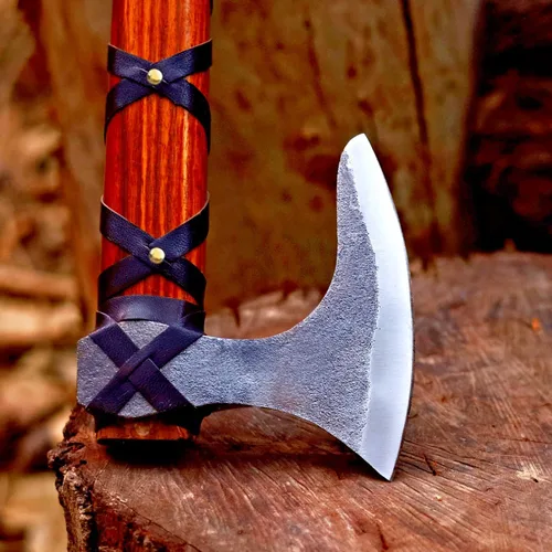 Vista 7 de Hacha vikinga de Ragnar Lothbrok, hacha vikinga nórdica de hoja afilada, hoja de acero de alto carbono con mango de madera de rosa, hacha