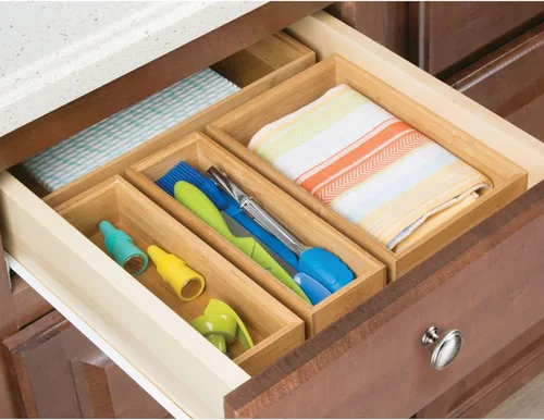 Vista 3 de mDesign Organizador de cajones de madera de bambú, bandeja de almacenamiento apilable de 12 pulgadas de largo para cajones de cocina/gabinete