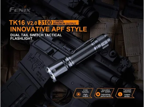 Vista 3 de Fenix TK16 v2.0 linterna táctica, 3100 lúmenes de largo alcance, recargable por USB-C, con organizador LumenTac