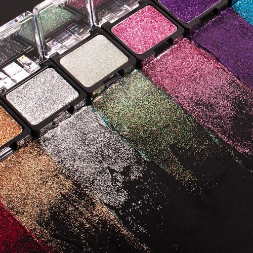 Vista 10 de wet n wild Color Icon Sombra de Ojos con Brillo - Ultra-Pigmentada, Infundida con Vitamina E para una Aplicación Hidratante Suave como Seda, Libre