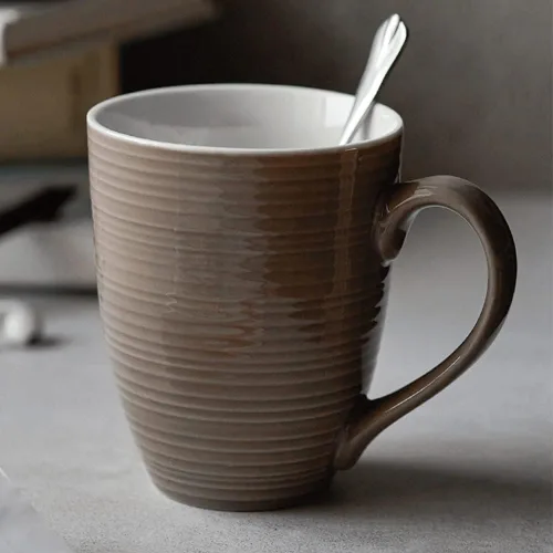 Vista 7 de DOWAN Tazas de Café, Juego de 6 Tazas de Café de 17 Oz, Tazas de Té Onduladas (Marrón)