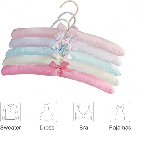 Vista 4 de Perchas acolchadas para ropa, colgador de satén, perchas acolchadas para mujer, suéteres (5 unidades)