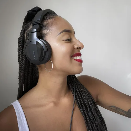 Vista 18 de Pioneer DJ HDJ-CUE1 Auriculares cerrados para DJ (Negro)