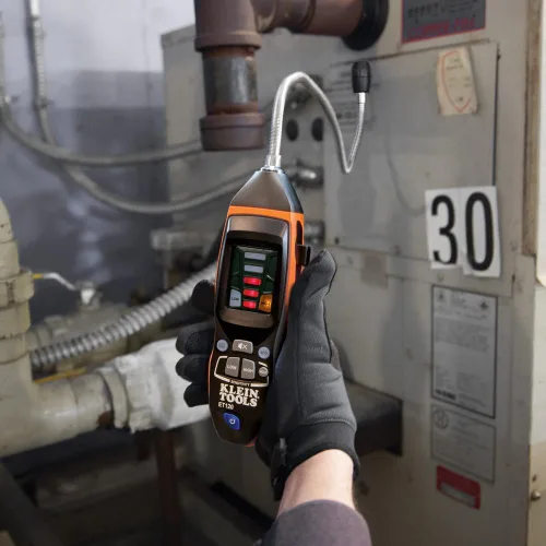 Vista 9 de Klein Tools ET120 Gas Leak Detector, Combustible Gas Leak Tester with 18-Inch Gooseneck Has Range 50-10,000 ppm, Includes Pouch