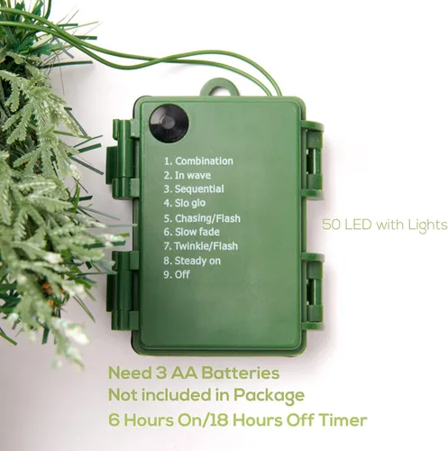 Vista 3 de Corona de Navidad de nieve preiluminada con bolas rojas, bayas y lazos, 24 pulgadas, 50 luces LED a pilas, decoración navideña para puerta delantera