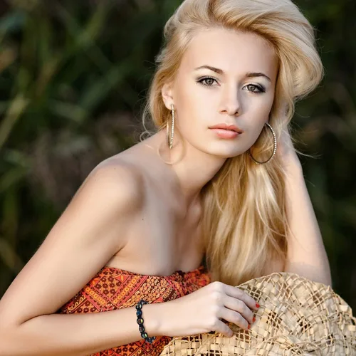 Vista 3 de Hicarer Adjustable Mood Bracelet for Women 2 Pieces Dazzling Shimmer Color Changing Beads Based on Emotions Thermochromic Bead Bracelets Christmas