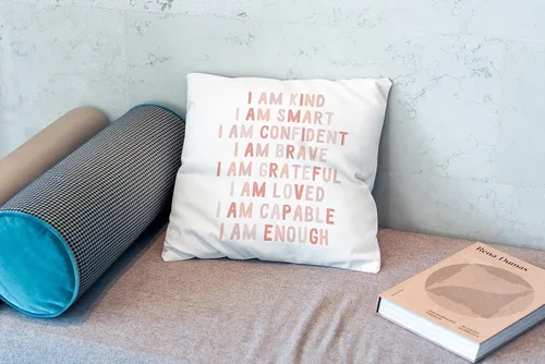 Vista 2 de Funda de almohada bohemia con texto en inglés "I Am Kind Smart Confident Brave Loved Loved - Funda de cojín decorativa de 18 x 18 pulgadas, diseño