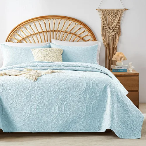 Vista 13 de WURUIBO Juego de edredón beige tamaño individual, colcha de microfibra en relieve con funda de almohada, colcha ligera transpirable fina, juego