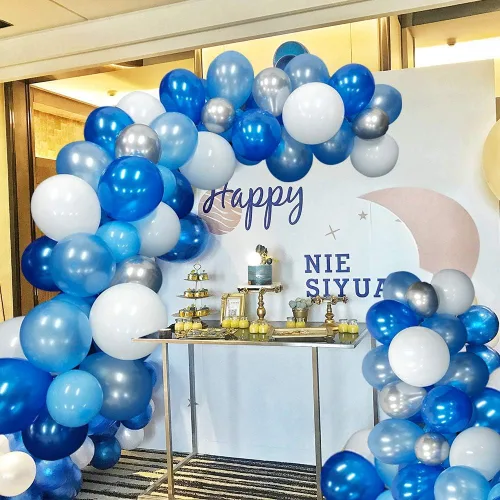 Vista 2 de Kit de arco de guirnalda de globos azules, blancos y plateados de 16 pies con 117 globos, decoración de fiesta de fácil montaje para cumpleaños