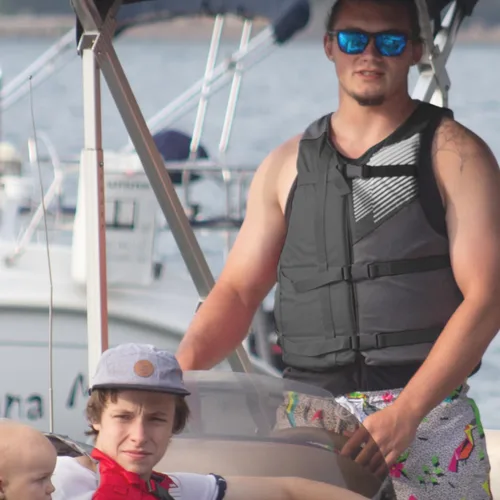 Vista 8 de Stohlquist Universal Fit Adult Life Jacket PFD (4 Pack) Coast Guard Approved, for Men and Women 90+ lbs, Lightweight Neoprene and Adjustable, Ideal