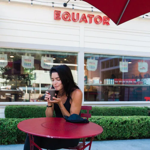 Vista 5 de Equator Coffees, Equator Blend - Café de grano entero, tostado medio oscuro, tostado fresco, notas de sabor suave a chocolate y nuez moscada